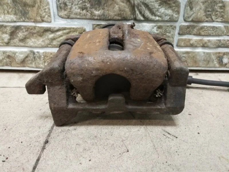 Суппорт тормозной Audi A4 2013 B8