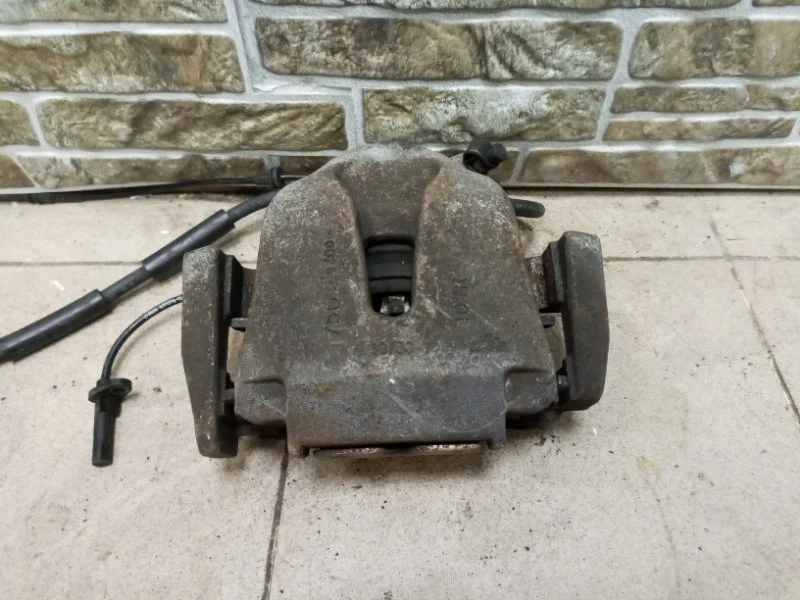 Суппорт тормозной BMW X5 2008 E70