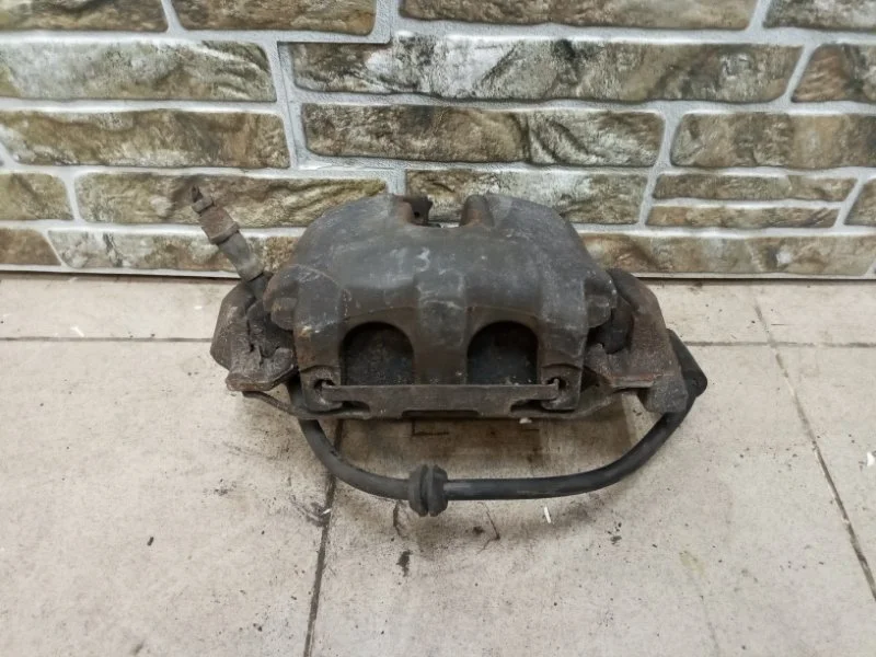 Суппорт тормозной Mercedes-Benz -Class 2011 W164