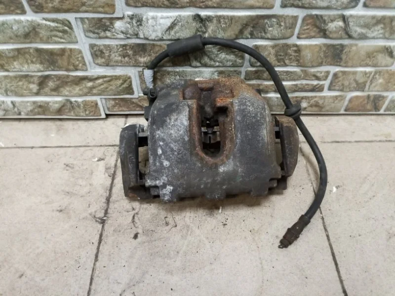 Суппорт тормозной Mercedes-Benz -Class 2011 W164