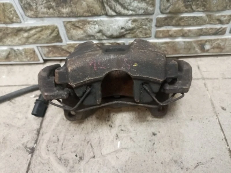 Суппорт тормозной Audi A4 2013 B8