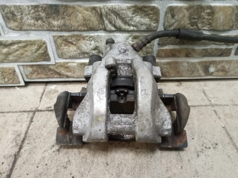 Суппорт тормозной Mercedes-Benz -Class 2011 W164