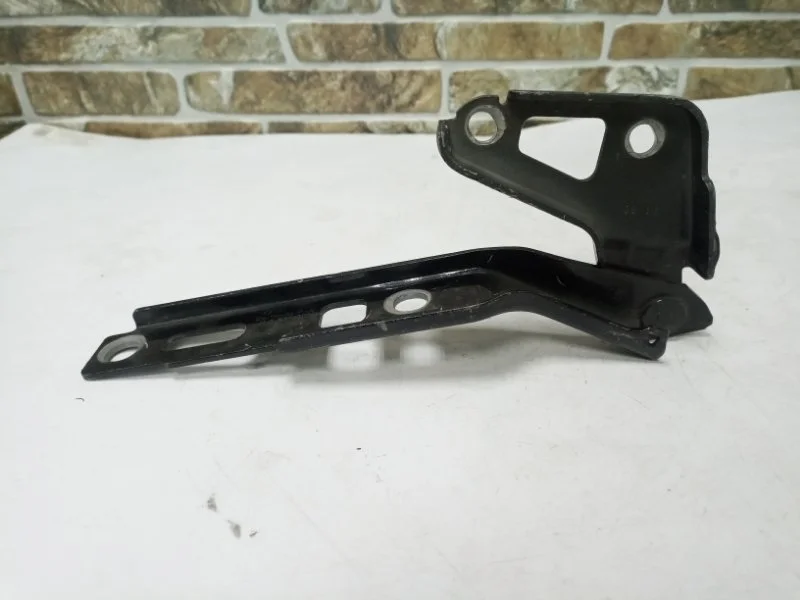 Петля капота Audi Q7 2010 4L