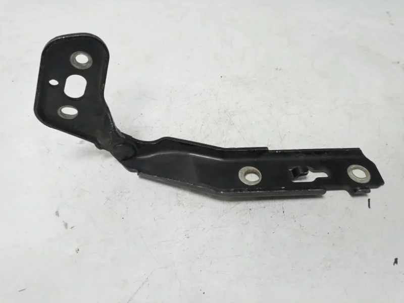 Петля капота Audi A6 2012 4G