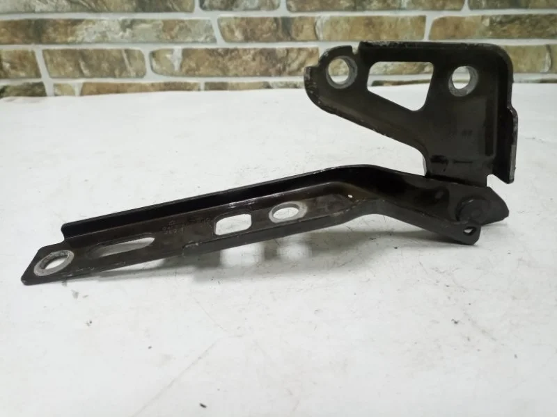 Петля капота Audi Q7 2009 4L