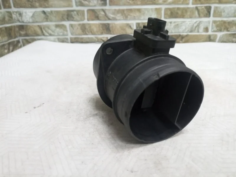 Расходомер воздуха Volkswagen Touareg 2012 7L