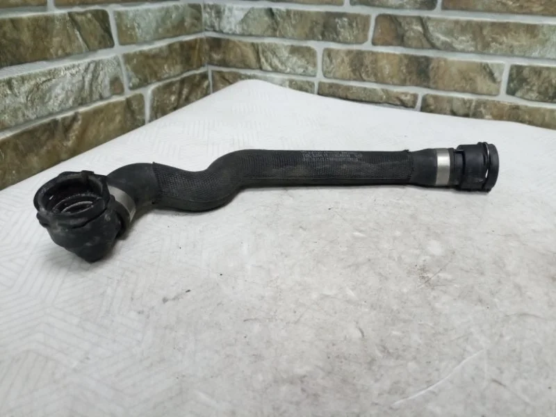 Патрубок системы охлаждения Mercedes-Benz -class 2012 W205