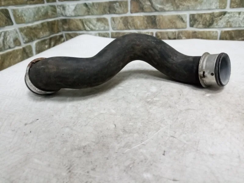 Патрубок радиатора Mercedes-Benz -Class 2012 W212