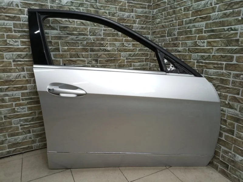 Дверь Mercedes-Benz -Class 2012 W212