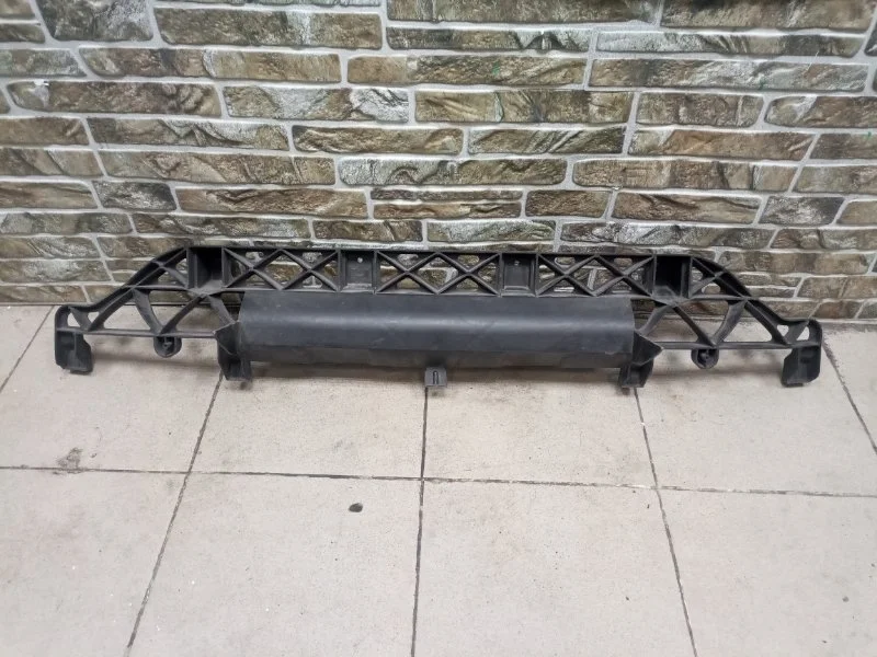 Крепление бампера Audi Q7 2008 4L