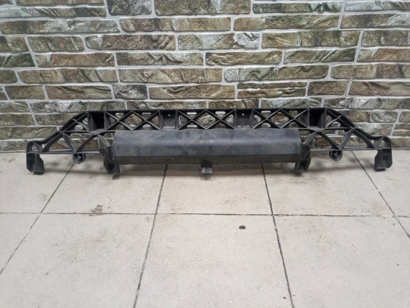 Крепление бампера Audi Q7 2008 4L