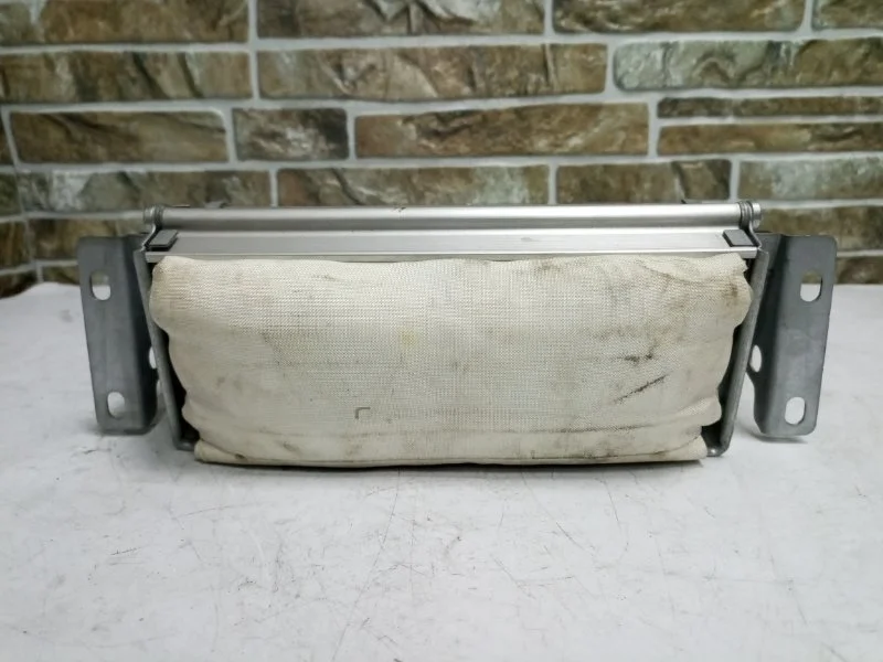 Подушка безопасности пассажира Volkswagen Touareg 2006 7L