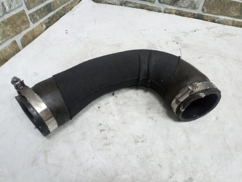 Патрубок интеркулера Audi Q5 2009 8R