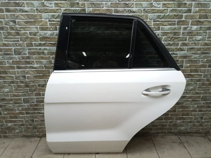 Дверь Mercedes-Benz GLE-Class 2018 W166