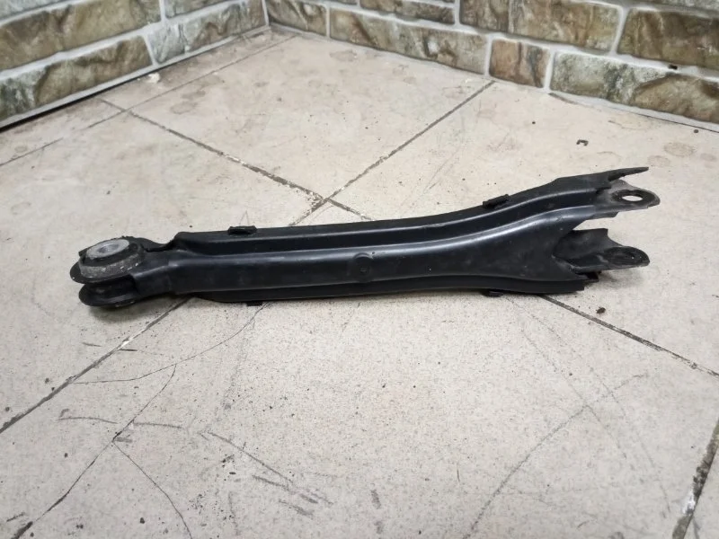 Рычаг подвески верхний Mercedes-Benz -class 2018 W205