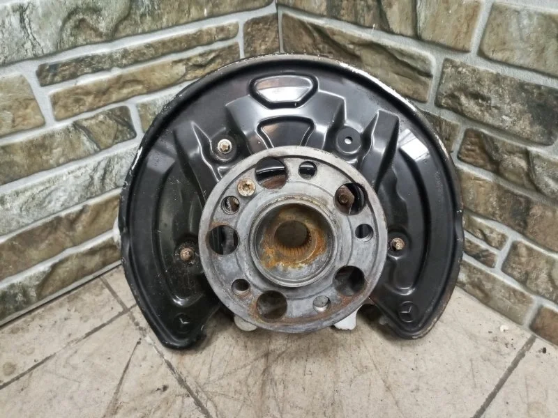 Кулак поворотный Mercedes-Benz -class 2018 W205