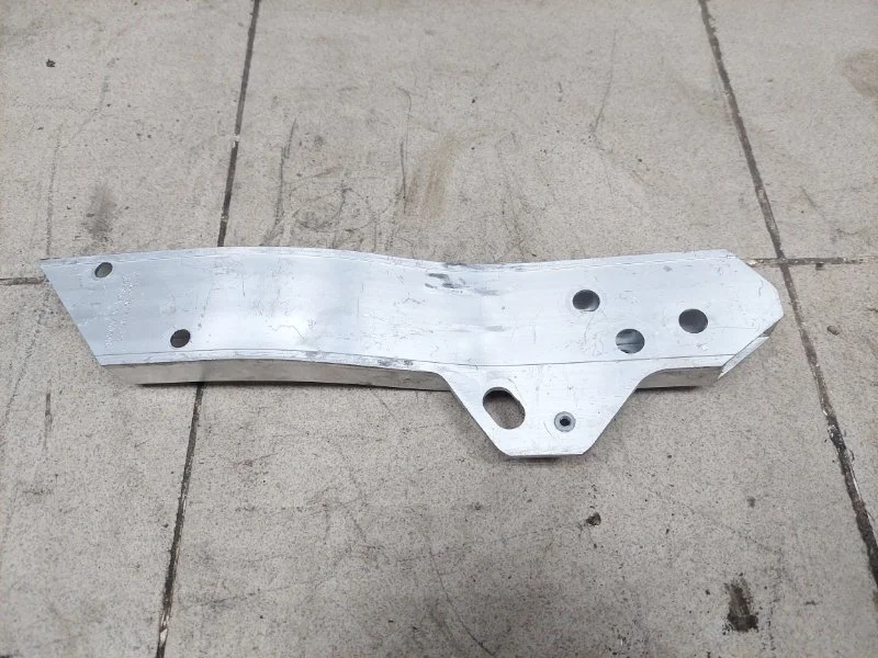 Кронштейн телевизора Mercedes-Benz -Class 2018 W213