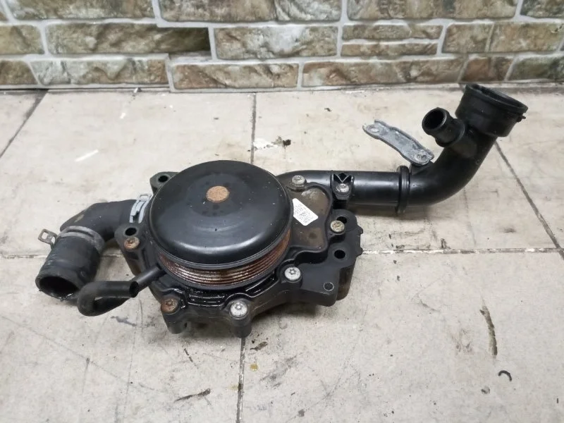 Помпа Mercedes-Benz GLK-Class 2013 X204