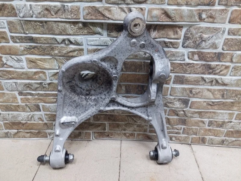 Рычаг подвески нижний Jeep Grand Cherokee 2019 WK2