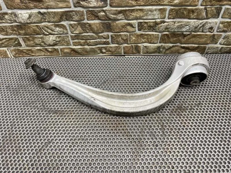 Рычаг подвески нижний Audi Q7 2018 4M