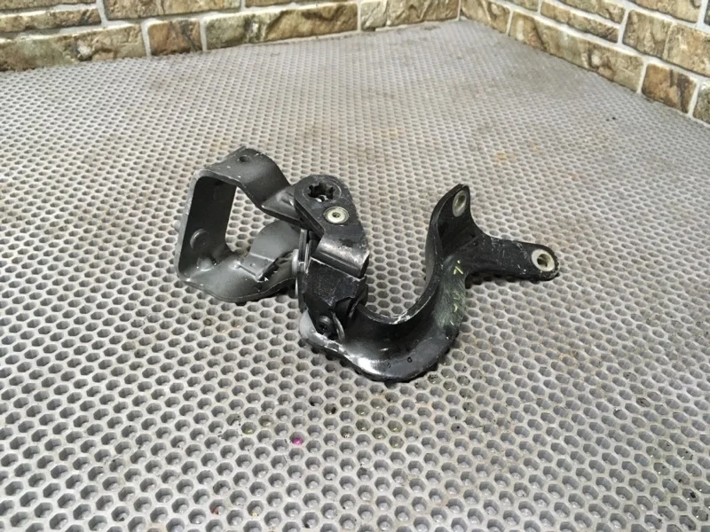 Петля крышки багажника Audi Q7 2019 4L