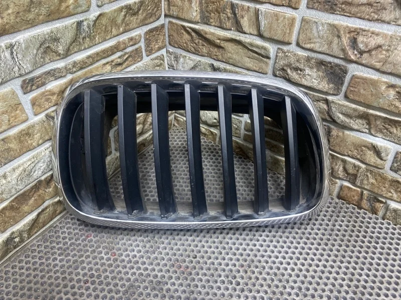 Решетка радиатора BMW X5 E70