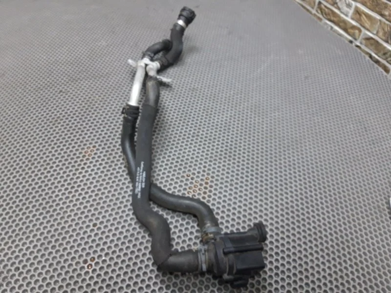 Помпа Audi SQ7 2018 4M