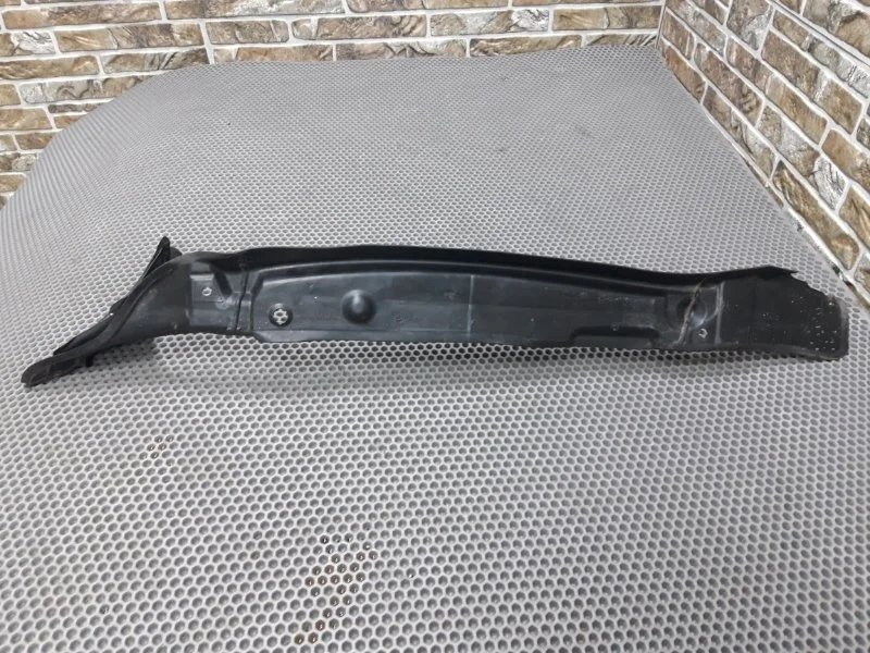 Пыльник крыла Audi Q7 2014 4L