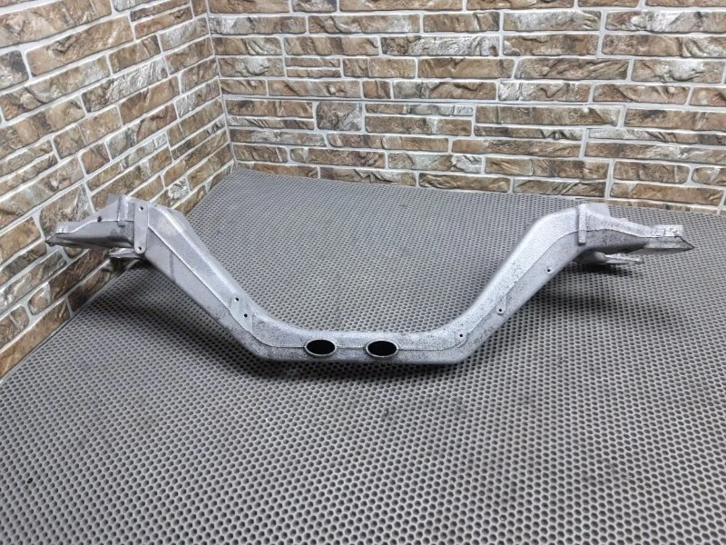 Балка подвески Audi Q7 2014 4L