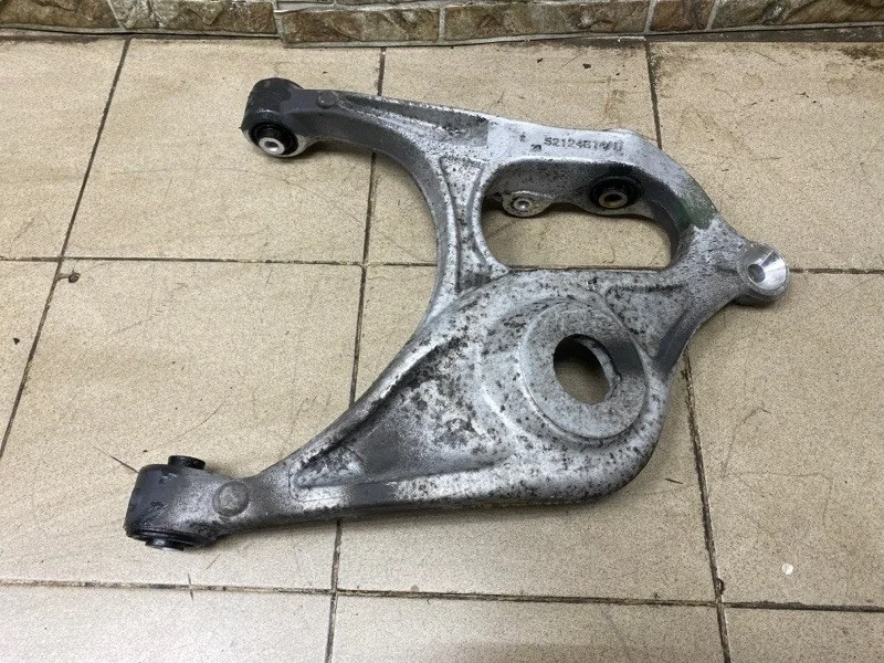 Рычаг подвески нижний Jeep Grand Cherokee 2019 WK2