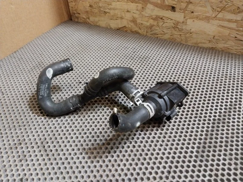 Помпа Porsche Macan 2017 95b