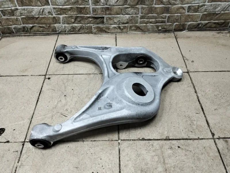 Рычаг подвески Jeep Grand Cherokee 2018 WK2