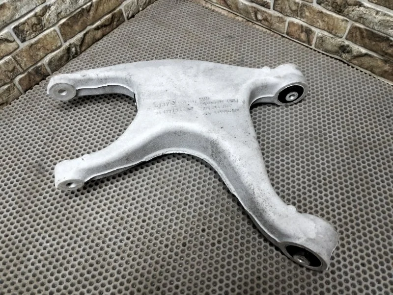 Рычаг подвески Porsche Macan 2018 95b