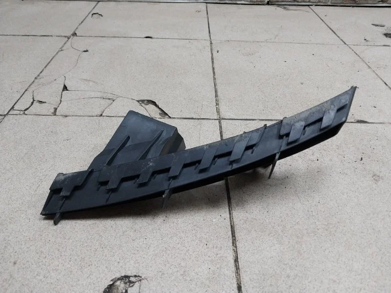 Крепление бампера Audi Q7 2012 4L