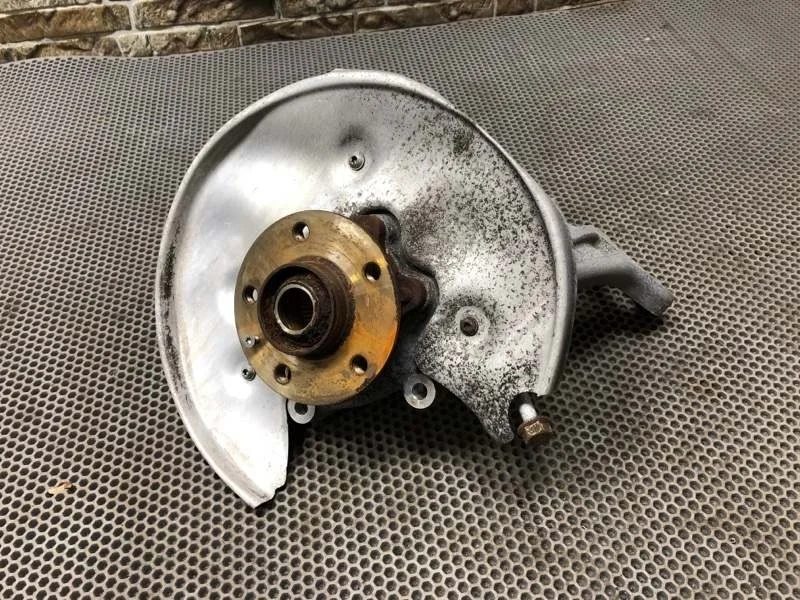 Цапфа Porsche Macan 2018 95b