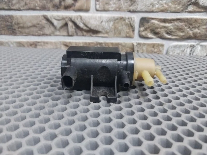 Клапан управления турбиной Mercedes-Benz -class W205