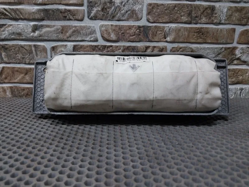 Подушка безопасности пассажира Audi A4 2006 B7