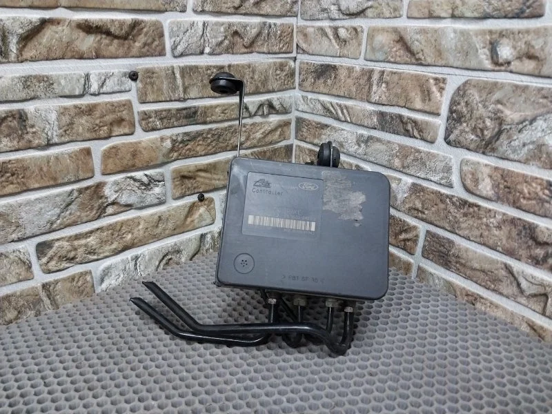 Блок abs Ford Focus 2009 CB4