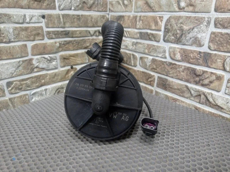 Насос воздушный Audi A6 2012 C7