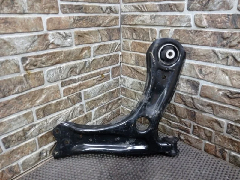 Рычаг подвески Volkswagen Polo