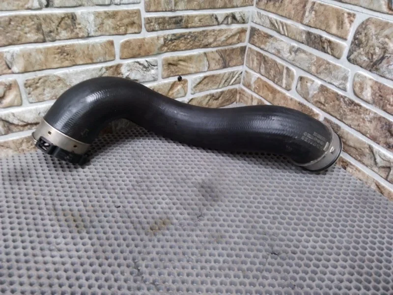 Патрубок интеркулера Mercedes-Benz CLS-Class 2016 W218