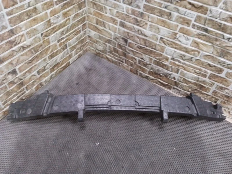 Абсорбер бампера Audi Q3