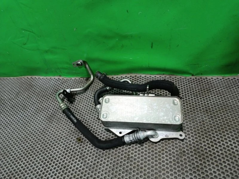 Радиатор масляный Audi A6 C7