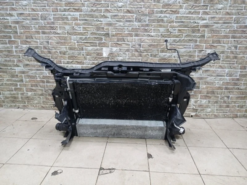 Телевизор с радиаторами Audi Q5 2011 8R