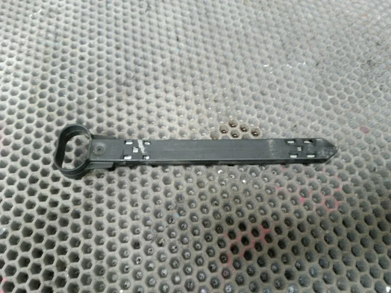 Крепление фары Volvo s60 2015 y20