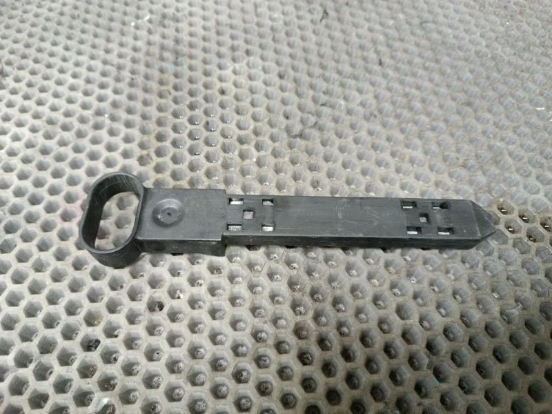 Крепление фары Volvo s60 2015 y20