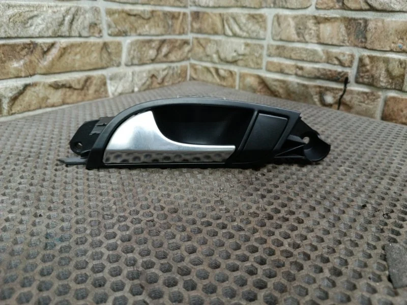 Ручка двери внутренняя Audi Q7 2010 4L