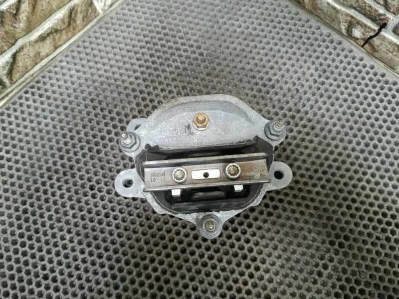 Подушка акпп Audi Q5 2010 8R