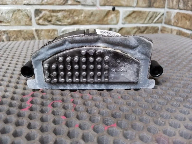 Резистор печки Porsche Macan 2018 95b