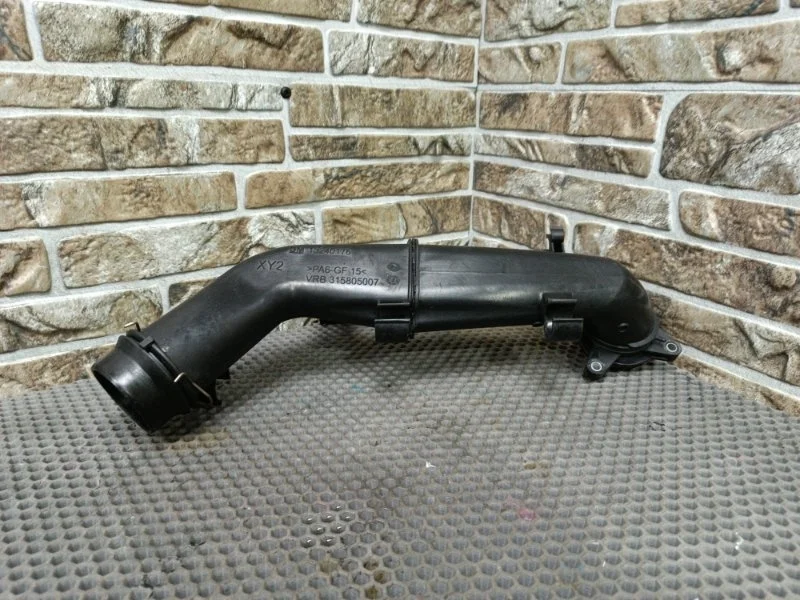 Патрубок воздушного фильтра Opel INSIGNIA 2009